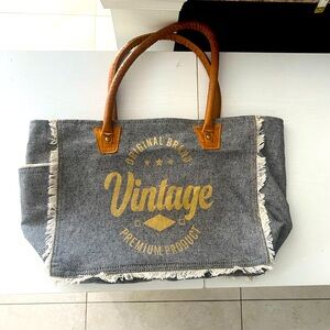 💙Lovely Denim Vintage style Bag💙